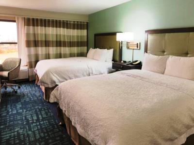 bedroom 1 - hotel hampton inn and suites nashville airport - nashville, tennessee, united states of america
