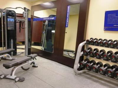gym - hotel hampton inn and suites nashville airport - nashville, tennessee, united states of america