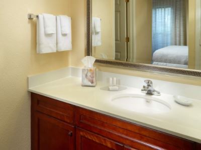 bathroom - hotel residence inn nashville airport - nashville, tennessee, united states of america