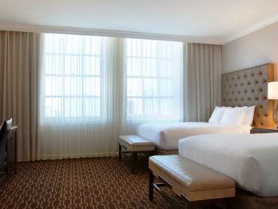 bedroom - hotel hilton saint charles avenue - new orleans, united states of america