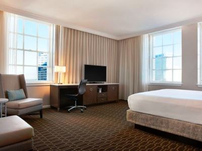 bedroom 2 - hotel hilton saint charles avenue - new orleans, united states of america