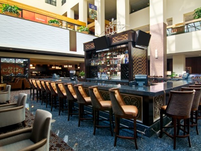 bar - hotel hilton new orleans riverside - new orleans, united states of america