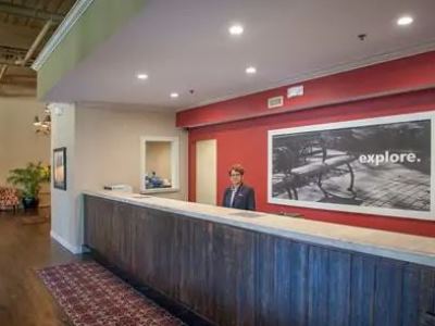 lobby - hotel hampton inn and suites convention center - new orleans, united states of america