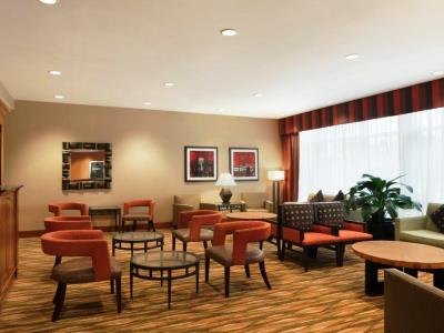 lobby - hotel hampton inn new york - laguardia airport - la guardia, united states of america