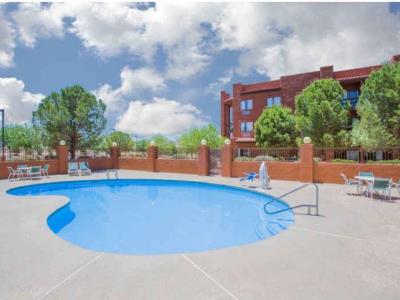 outdoor pool - hotel super 8 by wyndham page/lake powell - page, united states of america