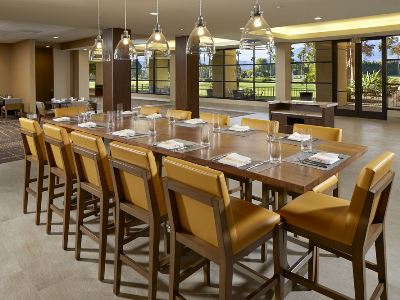 restaurant - hotel doubletree by hilton golf palm springs - palm springs, united states of america
