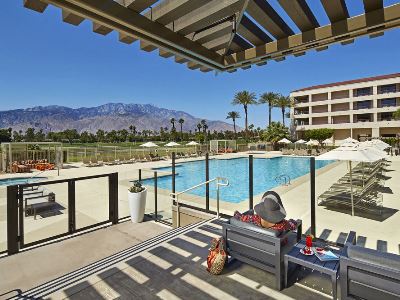 outdoor pool - hotel doubletree by hilton golf palm springs - palm springs, united states of america
