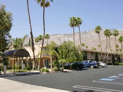 exterior view - hotel days inn by wyndham palm springs - palm springs, united states of america