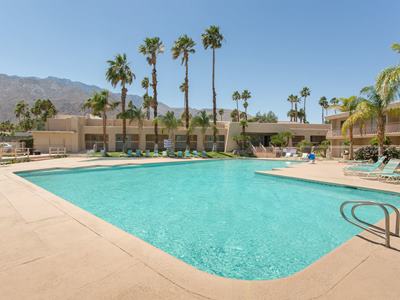 outdoor pool - hotel days inn by wyndham palm springs - palm springs, united states of america
