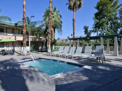 outdoor pool - hotel travelodge by wyndham palm springs - palm springs, united states of america