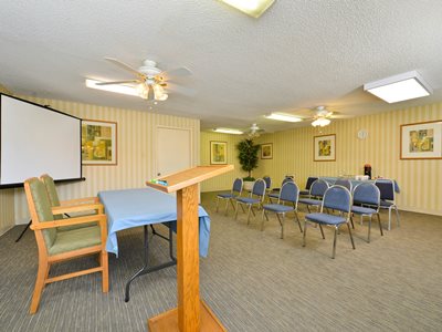 conference room - hotel travelodge by wyndham palm springs - palm springs, united states of america