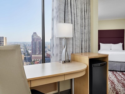 bedroom 2 - hotel doubletree philadelphia center city - philadelphia, pennsylvania, united states of america