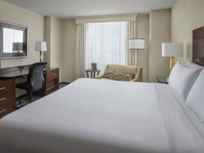 bedroom 2 - hotel philadelphia airport marriott - philadelphia, pennsylvania, united states of america