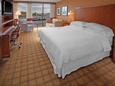 bedroom - hotel four points philadelphia northeast - philadelphia, pennsylvania, united states of america