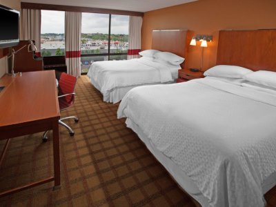 bedroom 1 - hotel four points philadelphia northeast - philadelphia, pennsylvania, united states of america