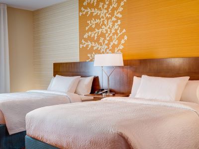 bedroom - hotel fairfield inn suite downtown/center city - philadelphia, pennsylvania, united states of america