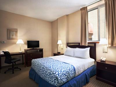 bedroom 3 - hotel days inn philadelphia cenvention center - philadelphia, pennsylvania, united states of america