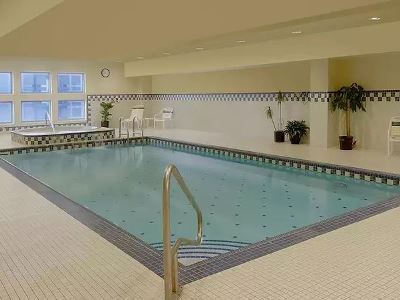 outdoor pool - hotel hilton garden inn center city - philadelphia, pennsylvania, united states of america