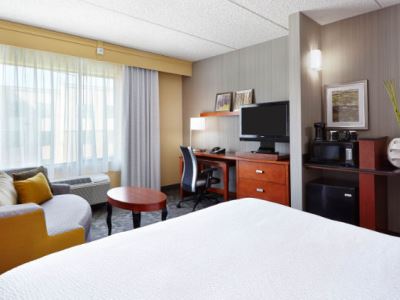 bedroom 1 - hotel courtyard phoenix north/happy valley - phoenix, arizona, united states of america
