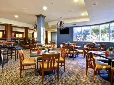 restaurant - hotel doubletree by hilton phoenix north - phoenix, arizona, united states of america