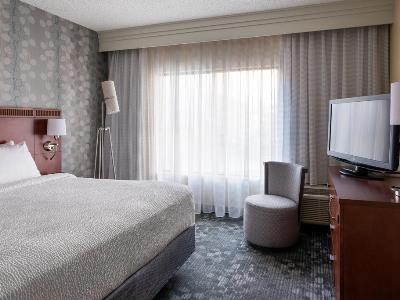 bedroom - hotel courtyard phoenix north - phoenix, arizona, united states of america
