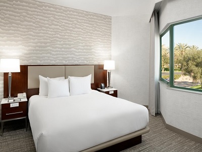 bedroom - hotel doubletree suites by hilton phoenix - phoenix, arizona, united states of america