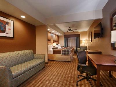 bedroom - hotel best western plus palo alto inn suites - san antonio, united states of america