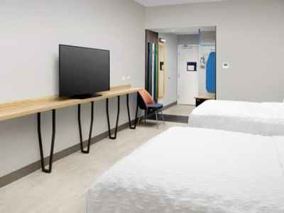 bedroom 4 - hotel tru by hilton downtown riverwalk - san antonio, united states of america