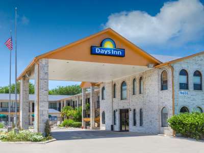 Days Inn By Wyndham San Antonio
