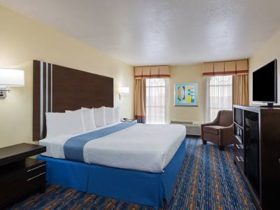 bedroom 1 - hotel days inn san antonio northwest/seaworld - san antonio, united states of america