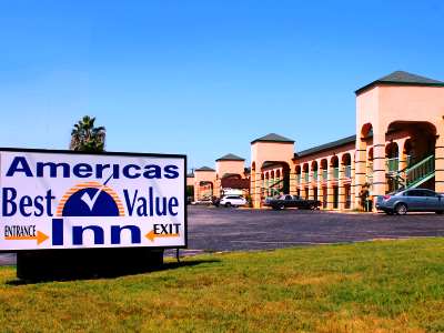 Americas Best Value Inn At And T Center