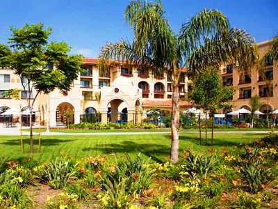 exterior view 1 - hotel courtyard airport / liberty station - san diego, united states of america