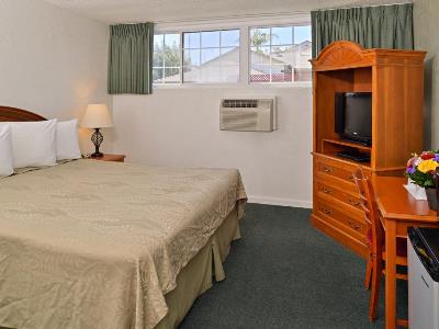 bedroom - hotel americas best value inn loma lodge - san diego, united states of america