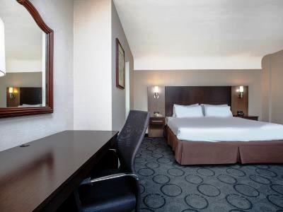 bedroom 2 - hotel baymont by wyndham san diego downtown - san diego, united states of america