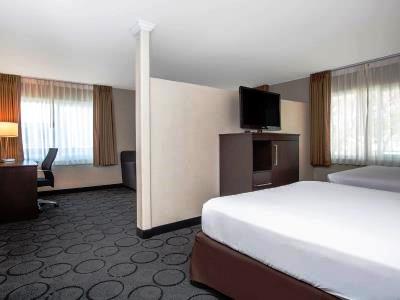 bedroom 4 - hotel baymont by wyndham san diego downtown - san diego, united states of america