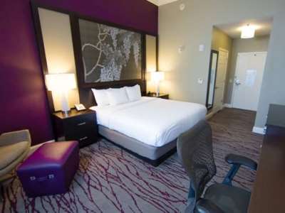 bedroom - hotel doubletree savannah historic district - savannah, united states of america