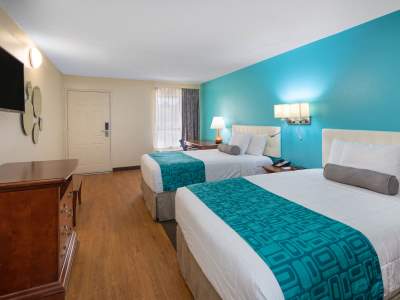 bedroom 3 - hotel howard johnson by wyndham savannah ga - savannah, united states of america