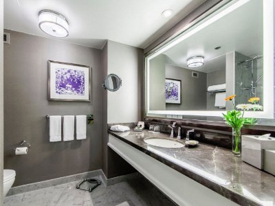bathroom - hotel fairmont olympic - seattle, united states of america