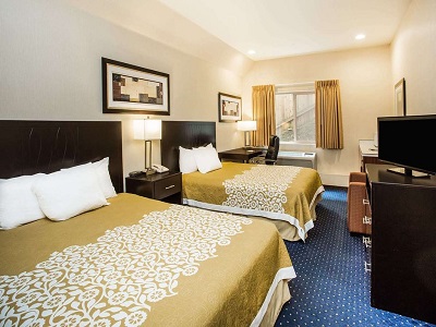 bedroom 2 - hotel days inn seattle aurora - seattle, united states of america