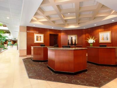 lobby - hotel embassy suites usf near busch gardens - tampa, united states of america