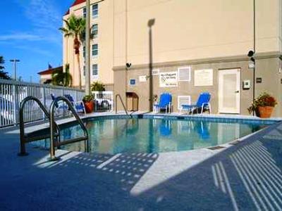 outdoor pool - hotel hampton inn tampa/ rocky point airport - tampa, united states of america