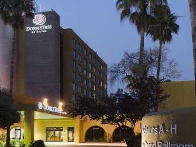 exterior view 1 - hotel doubletree tucson at reid park - tucson, united states of america
