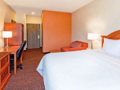 bedroom 1 - hotel days inn n suites wyndham tucson/marana - tucson, united states of america