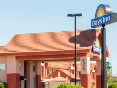 Days Inn By Wyndham Tucson Airport