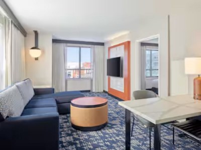 suite 2 - hotel embassy suites by hilton convention cntr - washington, dc, united states of america