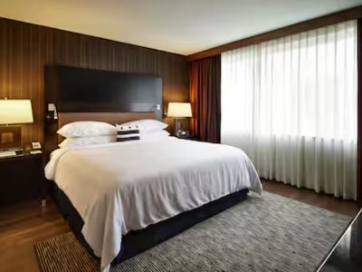 suite - hotel embassy suites at chevy chase pavilion - washington, dc, united states of america