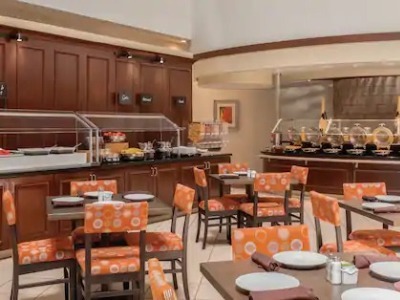 breakfast room - hotel embassy suites hilton intl drv icon park - orlando, united states of america