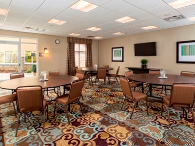 conference room - hotel homewood suites by hilton akron fairlawn - akron, united states of america
