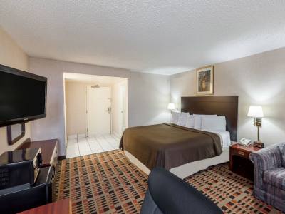 bedroom 1 - hotel days inn by wyndham amarillo east - amarillo, united states of america