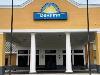 exterior view - hotel days inn by wyndham dothan - dothan, united states of america